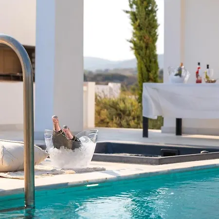 Villa Seasand - Luxury Pool Retreat - 150m