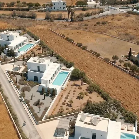 Seasand - Luxury Pool Retreat - 150m Villa