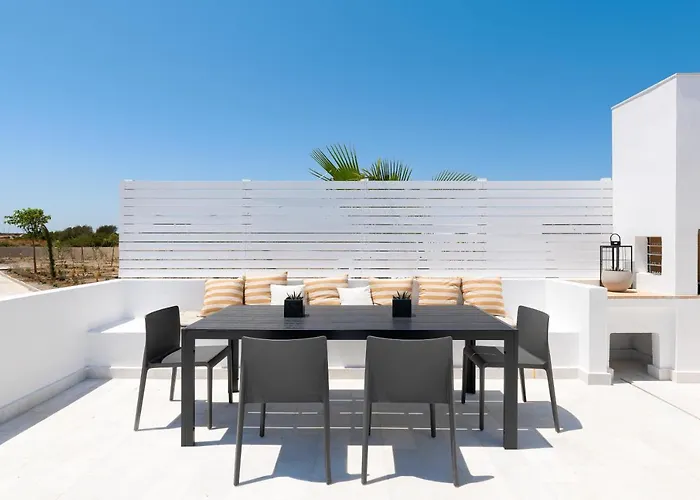 别墅 Seasand - Luxury Pool Retreat - 150m 拉卡尼亚